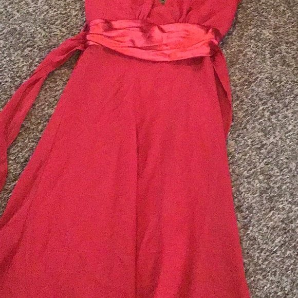 Women’s dress - Picture 3 of 4
